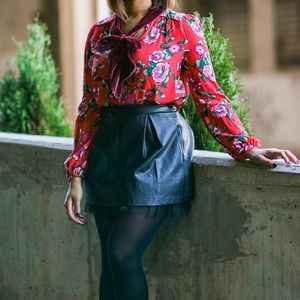 Zara floral print blouse size medium